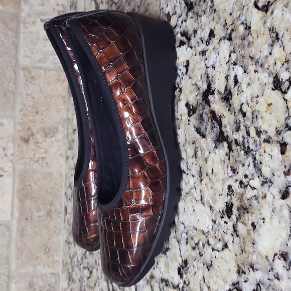 Josef Seibel Bridget Airped Plus Croc Patent - Picture 6 of 14